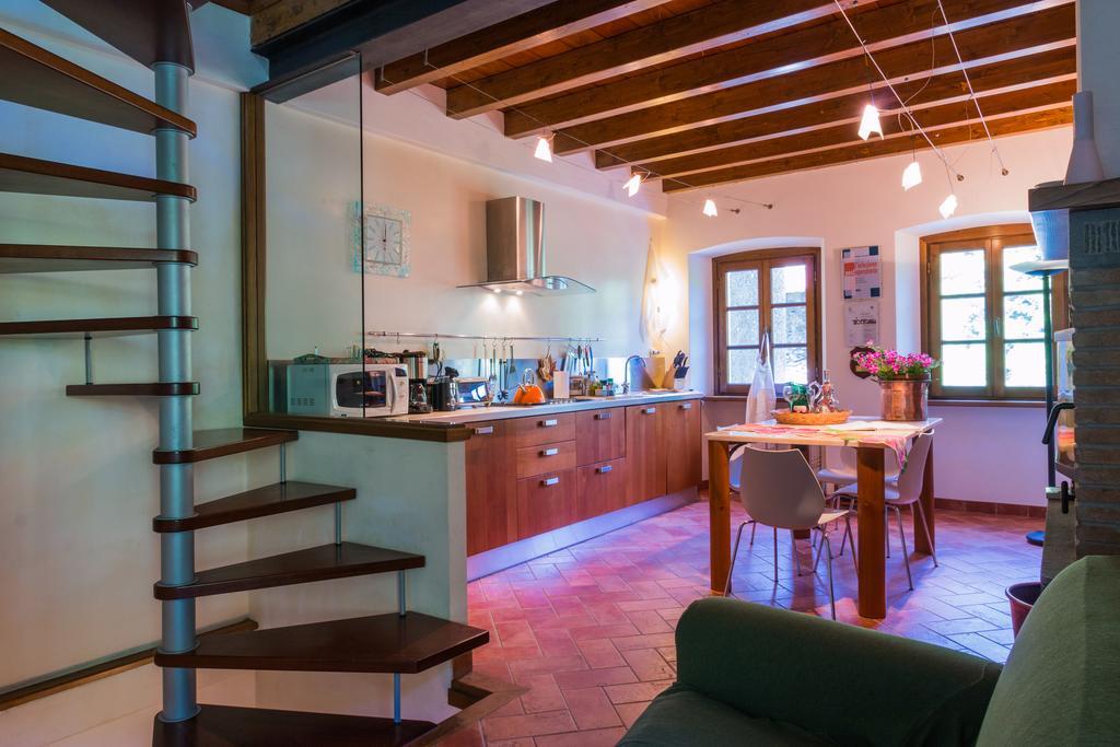 Villa Casa Marta Pescaglia Zimmer foto